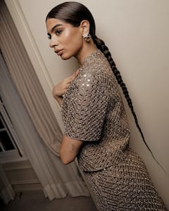 Khushi Kapoor Is All Shimmer & Shine In Autumn Bling Outfit; See Pics