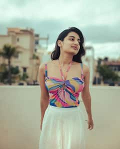 Esther Anil Photos: ఎస్తేర్ అనిల్ బ్యూటిఫుల్ పిక్స్ !