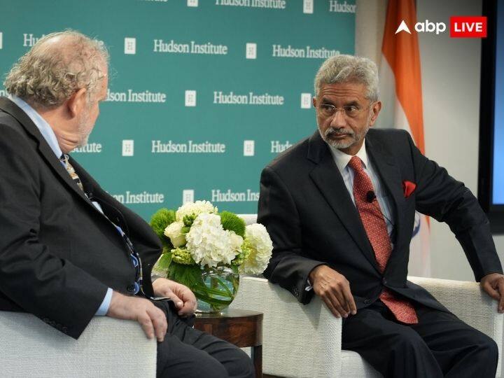 S Jaishankar on India Canada row And PM Justin Trudeau Remarks over hardeep singh nijjar killing India Canada Row: विदेश मंत्री एस जयशंकर बोले, 'US को अपनी चिंता के बारे में बताया, हमारे राजनयिक असुरक्षित हैं'