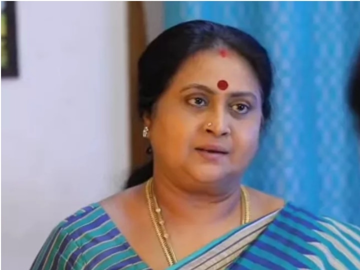 Baakiyalakshmi: இதற்கு தானே ஆசைப்பட்டாய் கோபி.. கேன்டீனில் இருந்து வெளியேறிய பாக்கியா.. பாக்கியலட்சுமியில் இன்று!