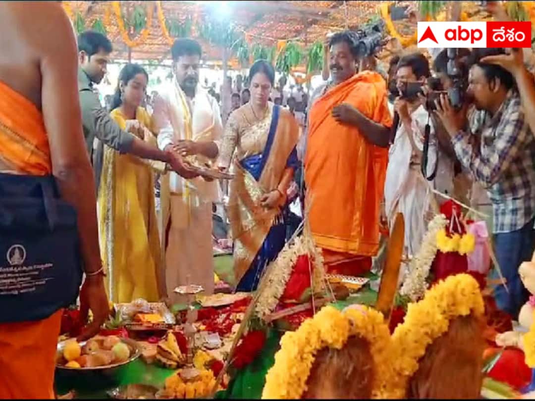 Revanth Reddy performed Chandi Yagam for victory in the next election. Revant Reddy : చండీయాగం చేయించిన రేవంత్ రెడ్డి - కేసీఆర్ కన్నా ముందే !