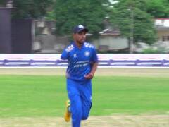 डिसेबिलिटी टी-20 क्रिकेट चैंपियनशिप में खिलाड़ियों ने एक हाथ से उड़ाये चौके-छक्के, दर्शक भी रह गए दंग