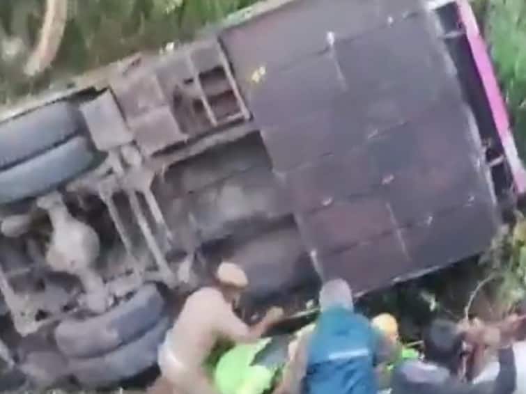Tamil Nadu news 35 injured as tourist bus Ooty to Mettupalayam ferrying 55 passengers falls into gorge near Marapalam 8 Killed, Several Injured As Bus Falls Into Gorge In TN's Nilgiris. CM Stalin Announces Ex-Gratia