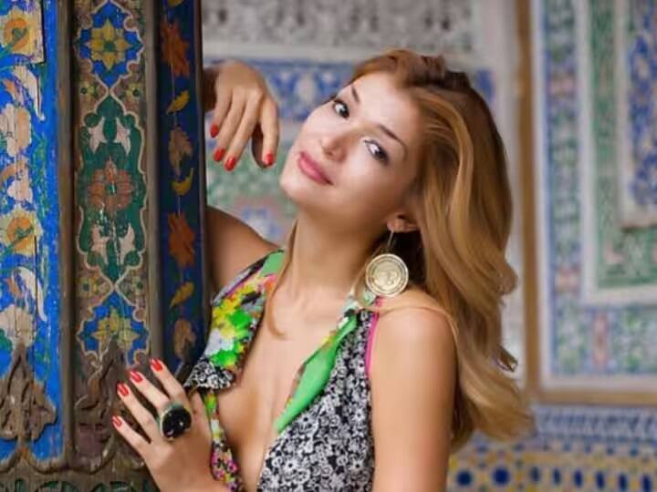 ગુલનારા પર લાખો ડૉલરની લાંચ લેવાનો આરોપ છે. તેણે આ રકમ ઉઝબેકિસ્તાનના ટેલિકોમ સેક્ટરને બિઝનેસ લાભ આપવાના બદલામાં લીધી છે. સ્વિટ્ઝર્લેન્ડના એટર્ની જનરલે કહ્યું છે કે આ રકમ સ્વિસ બેંક ખાતાઓ દ્વારા ગેરરીતિ કરવામાં આવી હતી.