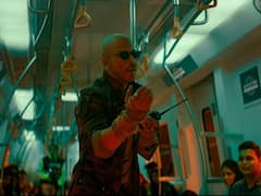 Endless Queues & Chants Of 'Love You, SRK' Greet Jawan's Screening At Himalayan Film Festival