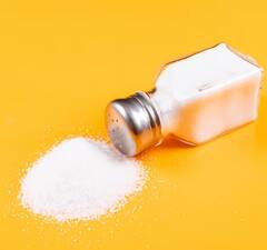 Salt: ਨਮਕ ਦਾ ਘਾਤਕ ਰੂਪ! ਵੱਧ ਸਕਦੀ ਹਾਈਪਰਟੈਨਸ਼ਨ ਤੇ ਸਟ੍ਰੋਕ ਦੀ ਸਮੱਸਿਆ