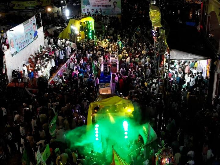 या जुलूसची दृश्ये ड्रोनच्या कॅमेऱ्यात टिपली आहेत.