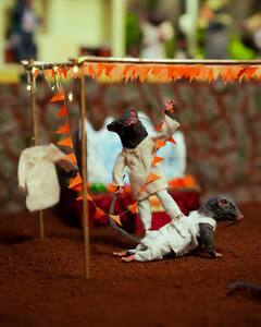 बेळगाव : उंदीरमामाच्या गावाला जाऊया संकल्पनेवर आधारित आगळा वेगळा देखावा