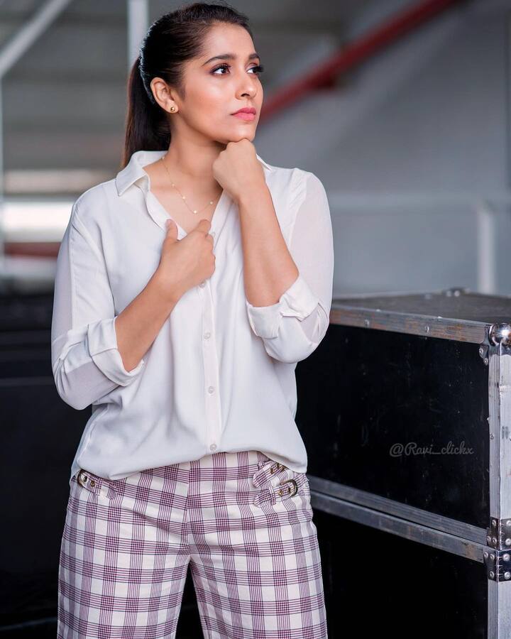 రష్మీ గౌతమ్ అందమైన ఫోటోలు -Image credit: Rashmi Gautham/Instagram