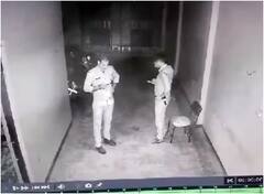 मेरठ में पुलिस पर युवक को जबरन आरोपी बनाने का आरोप, एसएसपी ने तीन पुलिसकर्मियों को किया सस्पेंड