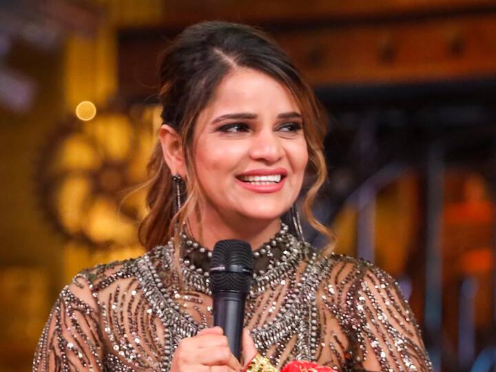 Congress accused bigg boss fame Archana Gautam for defaming congress leaders बिग बॉस फेम अर्चना गौतम के खिलाफ हुई शिकायत, लगे ये आरोप, जानें पूरा मामला