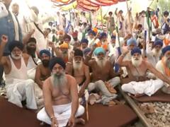 आज तीसरे दिन भी पंजाब में ट्रेनों का चक्का जाम, रेलवे ट्रैकों पर बैठे किसान, आज इतनी ट्रेंनें होगी प्रभावित
