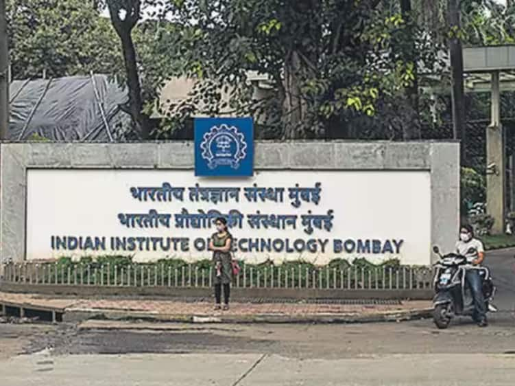 Bombay IIT now six table will be reserved for pure Vegetarian students in hostel canteen detail marathi news Mumbai IIT : मुंबई आयआयटीमध्ये नव्या वादाला तोंड फुटणार? कँटिनमध्ये शाकाहारी विद्यार्थ्यांसाठी सहा टेबल राखीव ठेवण्याचा प्रशासनाचा निर्णय