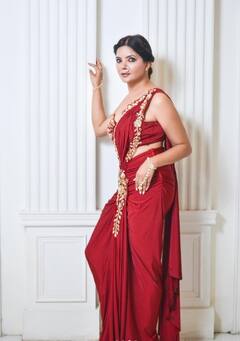 Satinder Satti: ਸਤਿੰਦਰ ਸੱਤੀ ਦੀਆਂ ਖੂਬਸੂਰਤ ਅਦਾਵਾਂ ਨੇ ਫੈਨਜ਼ ਬਣਾਏ ਦੀਵਾਨੇ, ਯੂਜ਼ਰਸ ਨੇ ਕਮੈਂਟਸ 'ਚ ਕੀਤੀ ਤਾਰੀਫ