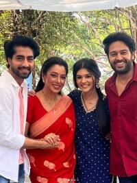 टीवी के ये हसबैंड्स हैं एक दम परफेक्ट, फैंस भी छिड़कते हैं जान