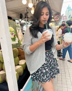 Anjali Photos : థాయ్‌లాండ్ స్ట్రీట్స్‌లో తెలుగమ్మాయి అంజలి