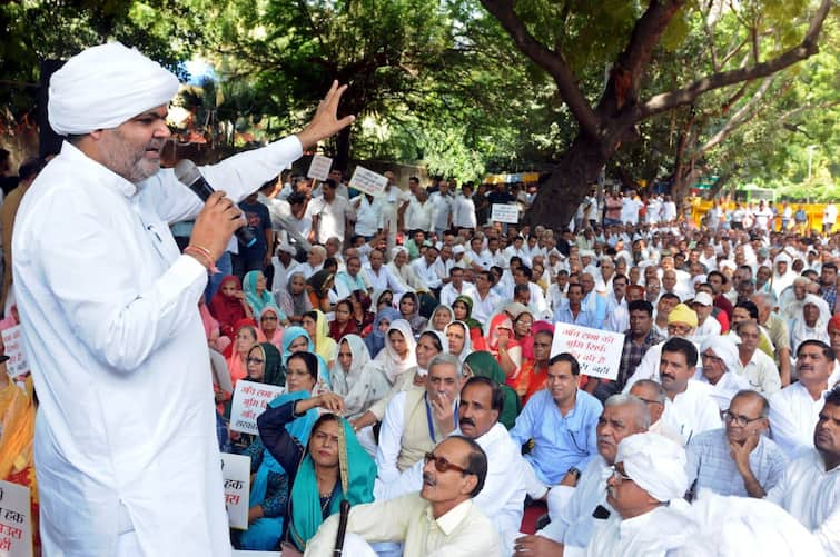 Delhi News Villagers of Delhi Dehat held Mahapanchayat at Jantar Mantar, gave this warning to Kejriwal government ann Delhi News: जंतर-मंतर पर दिल्ली देहात के ग्रामीणों ने की महापंचायत, केजरीवाल सरकार को दी ये चेतावनी