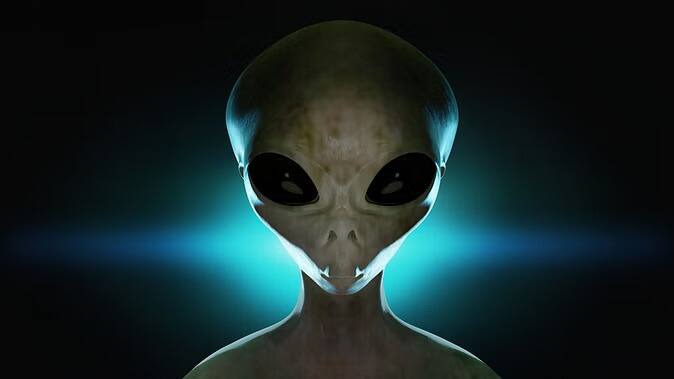 alien life unlike humans may not be carbon based suggests new study aliens news Aliens News : एलियन्स नेमके आले कुठून? शास्त्रज्ञांच्या नव्या दाव्याने खळबळ