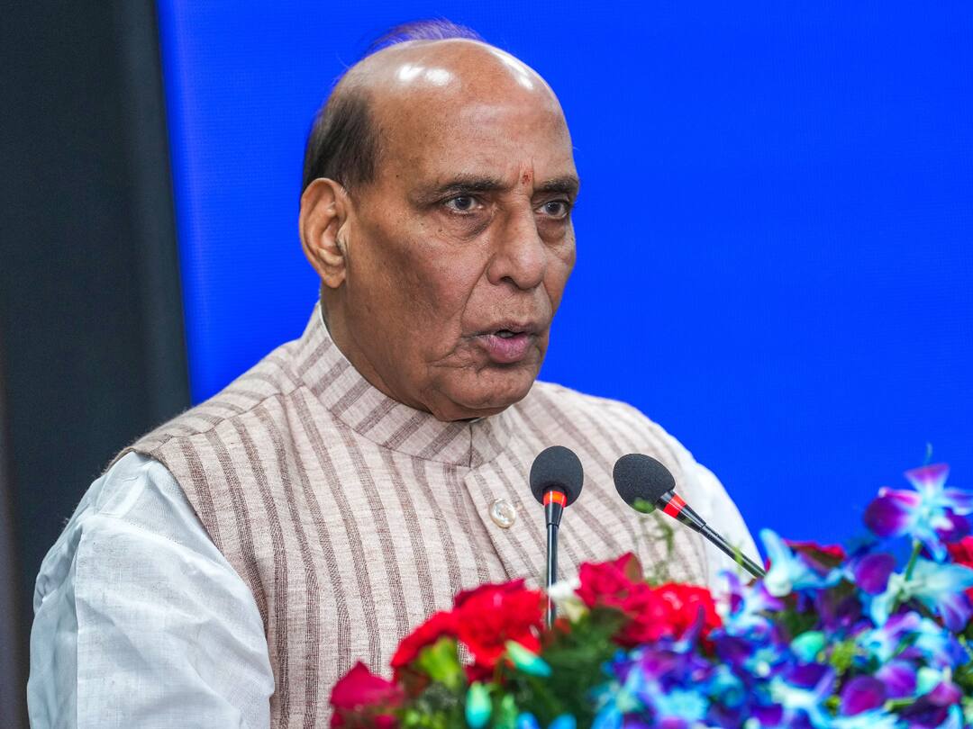 India Needs Stronger Armed Forces, Modern Equipment To Become Developed Nation By 2047: Rajnath Singh Defence Minister Rajnath Singh India Needs Stronger Armed Forces Modern Equipment Developed Nation 2047 During Defence Accounts Department 276th Annual Day Delhi Cantonment India Needs Stronger Armed Forces, Modern Equipment To Become Developed Nation By 2047: Rajnath Singh