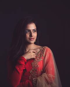 Vaishnavi Chaitanya Photos: వైష్ణవి చైతన్య ఎంత అందంగా ఉందో!