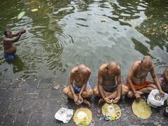 Pitru Paksha 2023: કેવી રીતે મળે છે પિતૃઓને ભોજન ? પૂર્વજોને પ્રસન્ન કરવા અપનાવો આ વિધિ