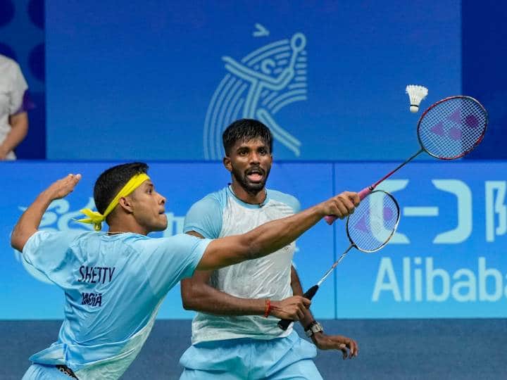 Indian badminton team lost to China in the gold medal match, had to be satisfied with silver.