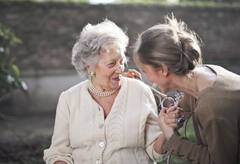 World Senior Citizen Day 2023 : घरातील ज्येष्ठांना आजारांपासून वाचवायचे आहे? 'या' गोष्टी लक्षात ठेवा, घरातील वृद्ध राहतील आनंदी