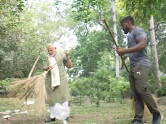 'All About Swachh, Swasth Bharat Vibe': PM Modi. Others Join Cleanliness Drive — IN PICS
