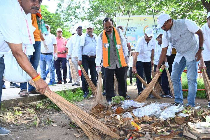 याप्रसंगी पीएफ कार्यालयाचे अधिकारी, कर्मचारी आणि सामान्य नागरिकांच्या उस्फुर्त प्रतिसादात ही मोहीम संपन्न झाली.
