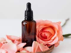 Long Hair: ঘন-লম্বা, উজ্জ্বল চুলের রহস্য লুকিয়ে এই ৫টি তেলের মধ্যে, ম্যাসাজের সময়ে কী কী ব্যবহার করবেন?