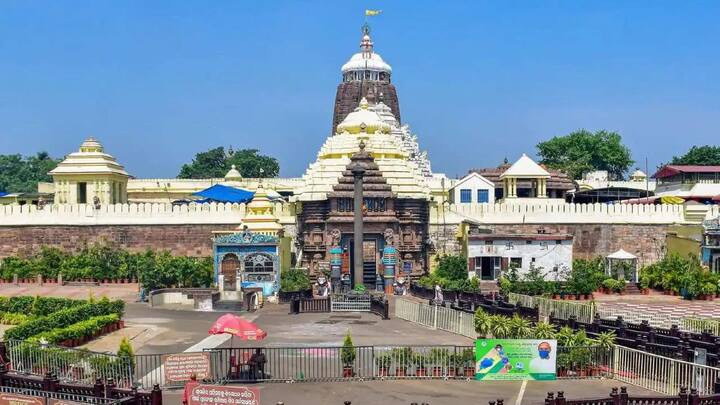 lord jagannath temple own 60822 acre land in odisha and six other states Jagannath Temple : पुरीतील जगन्नाथ मंदिराची श्रीमंती! 7 राज्यांमध्ये 60822 एकर जमीन; संपत्तीबाबत मोठी माहिती
