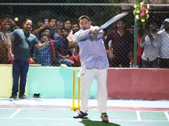 गेंद देख तेजस्वी ने घुमाया बल्ला... नियोजित शिक्षकों को कब मिलेगा राज्य कर्मी का दर्जा? दिया ये जवाब