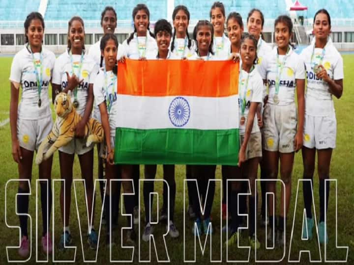 Bihar Supaul Player Anshu Kumari Won Silver Medal In Asian Under 18 Rugby Championship ann Supaul News: सुपौल की लाडली ने अंतरराष्ट्रीय स्तर पर जीता सिल्वर मेडल, बढ़ाया जिले सहित देश का मान