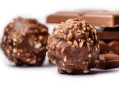 Health Tips: एक महीने के लिए चॉकलेट खाना छोड़ देंगे, तो शरीर पर होगा कुछ ऐसा असर