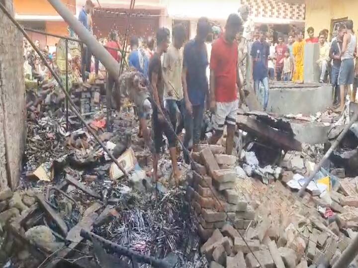 Gopalganj News Blast in firecracker factory in Bihar one woman injured in the incident ann Bihar News: गोपालगंज में पटाखा फैक्ट्री में ब्लास्ट, मकान के उड़े परखच्चे, एक महिला रेफर, इलाके में दहशत