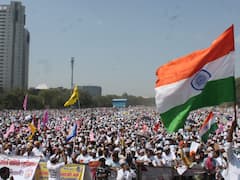 Delhi के रामलीला मैदान  में हजारों की संख्या में जुटे 20 राज्यों के सरकारी कर्मचारी, जानें क्या है उनकी मांगें? 