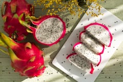Dragon Fruit Benefits : ड्रॅगन फ्रूट अनेक आजारांना दूर ठेवते, जाणून घ्या याच्या सेवनाचे फायदे