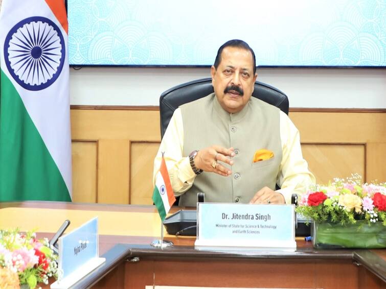 SSC Looking Forward To Conduct Competitive Exams In 22 Indian Languages: Union Minister Jitendra Singh SSC Looking Forward To Conduct Competitive Exams In 22 Indian Languages: Union Minister Jitendra Singh