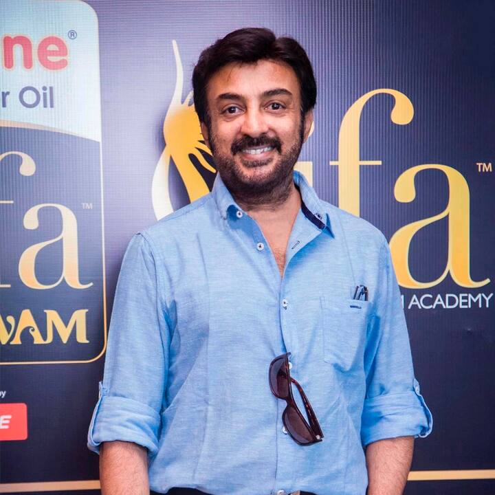 அத்துடன், 80களில் சினிமாவை கலக்கி வந்த மைக் மோகனும் இந்த படத்தின் மூலம் ரீ-என்ட்ரி கொடுக்கிறார் என்று நெருங்கிய திரை வட்டாரங்கள் தெரிவிக்கின்றன. இப்படம் 2024ஆம் ஆண்டின் கோடை விடுமுறைக்கு வெளியாகலாம்.