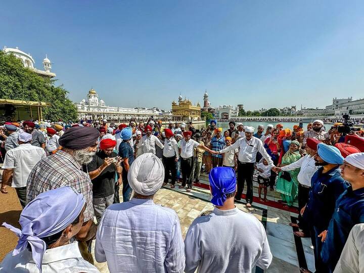 ஆண்டுதோறும் பல லட்ச மக்கள், இந்த கோயிலுக்கு வருகை தந்து வழிபாடு செய்கின்றனர்.எம்மதமும் இங்கு சம்மதமாக இருப்பதே இக்கோயிலின் சிறப்பு அம்சம்.