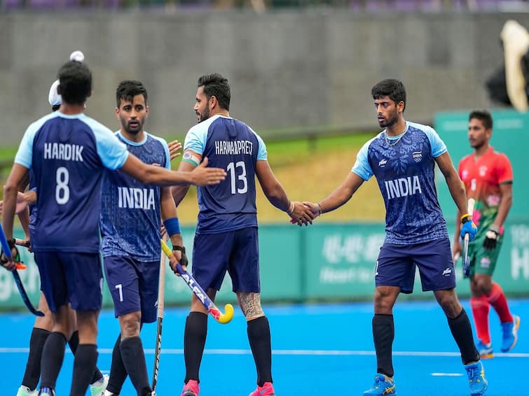 India beat Bangladesh 12-0 and qualify to Asian Games 2023 mens hockey Asian Games Hockey: भारतीय हॉकी संघाचा दिमाखात उपांत्य फेरीत प्रवेश; बांगलादेशचा 12-0 ने धुव्वा