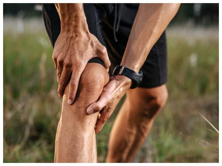 આપણી આધુનિક જીવનશૈલી અને ખાવાની ખોટી આદતો આપણા હાડકા માટે ખૂબ જ નુકસાનકારક સાબિત થઈ રહી છે. એ વાત સાચી છે કે ઉંમરની સાથે હાડકાં નબળાં થવા લાગે છે, પરંતુ કેટલીક ખોટી ખાનપાન અને આદતોને કારણે નાની ઉંમરમાં જ હાડકાં નબળાં થવા લાગે છે.