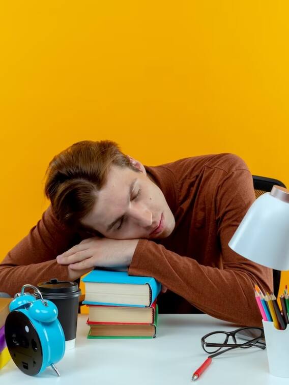 आलस सुस्ती भगाने के लिए डेली लाइफ में करें ये बदलाव