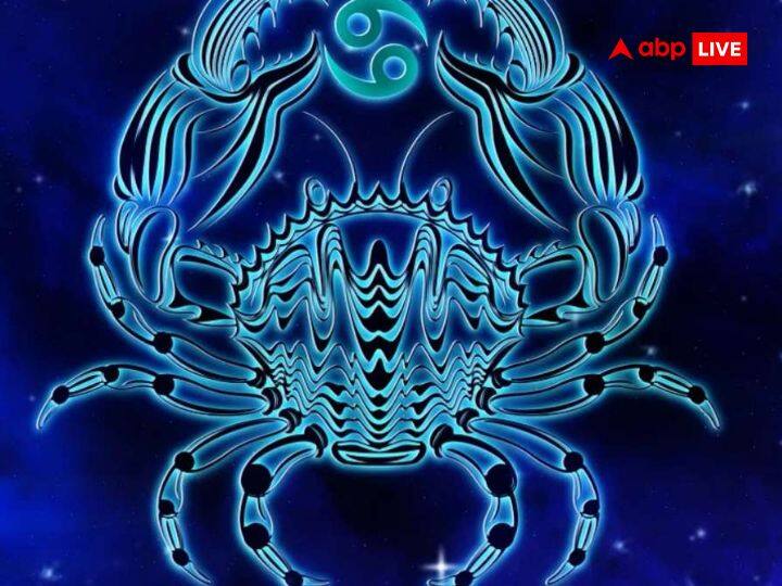 कर्क राशि (Cancer): कर्क राशि वालों के लिए मंगल का गोचर बहुत ज्यादा अच्छा नहीं कहा जा सकता है. इस दौरान करियर और व्यवसायिक क्षेत्र में चुनौतियों का सामना करना पड़ेगा. वैवाहिक जीवन में भी मन-मुटाव की स्थिति रहेगी और वाद-विवाद होंगे. धन निवेश को लेकर कोई भी निर्णय इस समय बहुत सोच-समझकर करें.