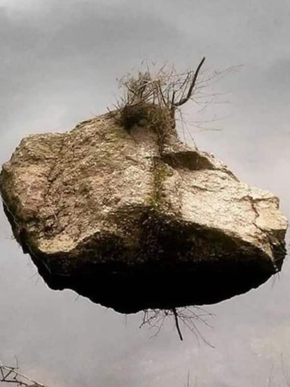 हवा में लटका हुआ है या पानी में तैर रहा है पत्थर? 10 सेकंड में क्या बता पाएंगे आप