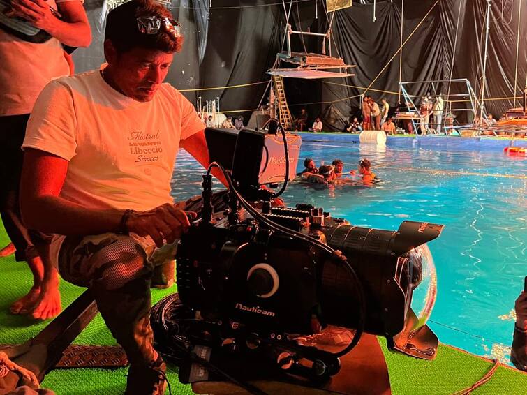 Ratnavelu gave a key update from 'Devara', an underwater action sequence Devara Movie Update: అండర్ వాటర్ లో అదిరిపోయే యాక్షన్ సీక్వెన్స్, 'దేవర' నుంచి పూనకాలొచ్చే అప్ డేట్ !