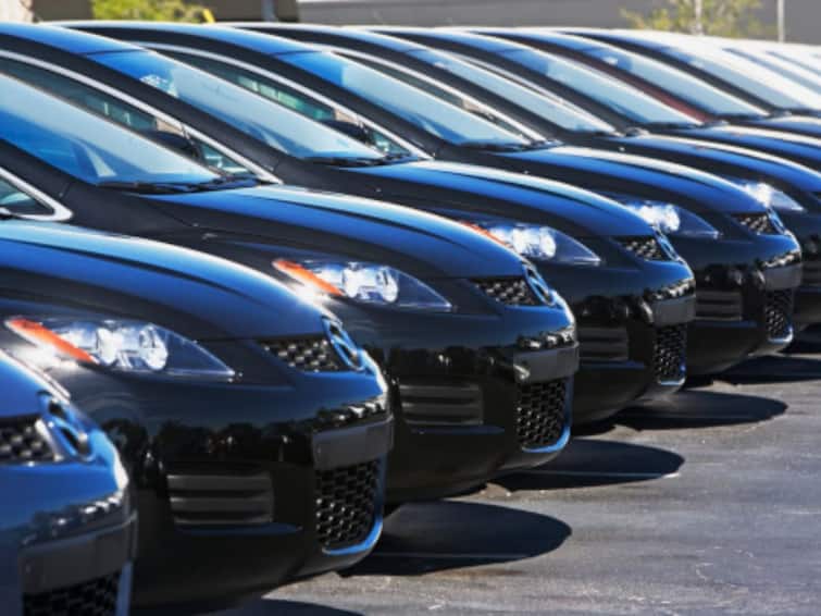 Passenger Vehicle Wholesales Auto Industry Record High India September On Strong Festive Demand Passenger Vehicle Wholesales In India Touch Record Highs In September On Robust Festive Demand