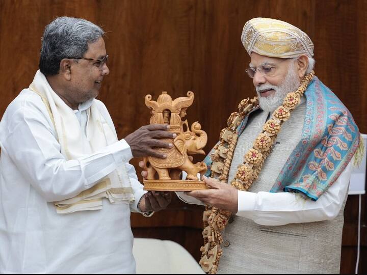 PM Modi Gift Items will be auctioned and proceeds will support Namami Gange initiative through exhibition at National Gallery of Modern Arts PM Modi Gift Items: प्रधानमंत्री नरेंद्र मोदी को मिले गिफ्ट्स लाना चाहते हैं घर तो फिर मिल रहा है मौका-जानें इसे