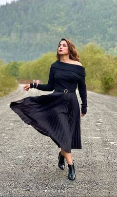 Hina Khan: ਹਿਨਾ ਖਾਨ ਨੇ ਬਲੈਕ ਡਰੈੱਸ 'ਚ ਇੰਸਟਾਗ੍ਰਾਮ 'ਤੇ ਮਚਾਈ ਤਬਾਹੀ, ਦੇਖੋ ਤਸਵੀਰਾਂ