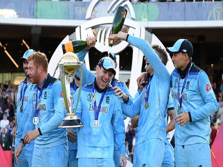 ODI World Cup 2023 ENG vs NZ Ben Stokes likely to miss the opening match of World Cup tomorrow against New Zealand World Cup 2023 : गतविजेत्या इंग्लंडला जबरी धक्का, गेम चेंजर खेळाडू सलामीच्या सामन्यातून बाहेर